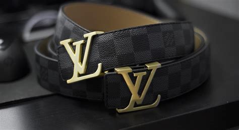 lv mans belt|louis vuitton gucci belt men.